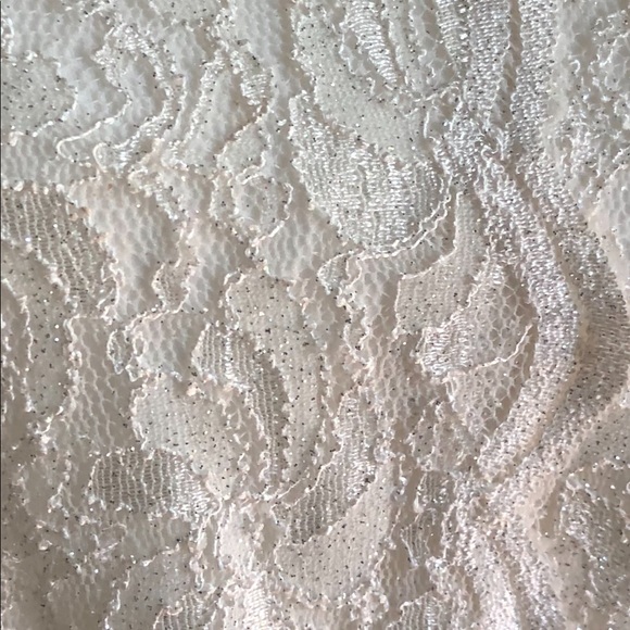 Elegant white lace top with black ribbon self tie. - Picture 5 of 7